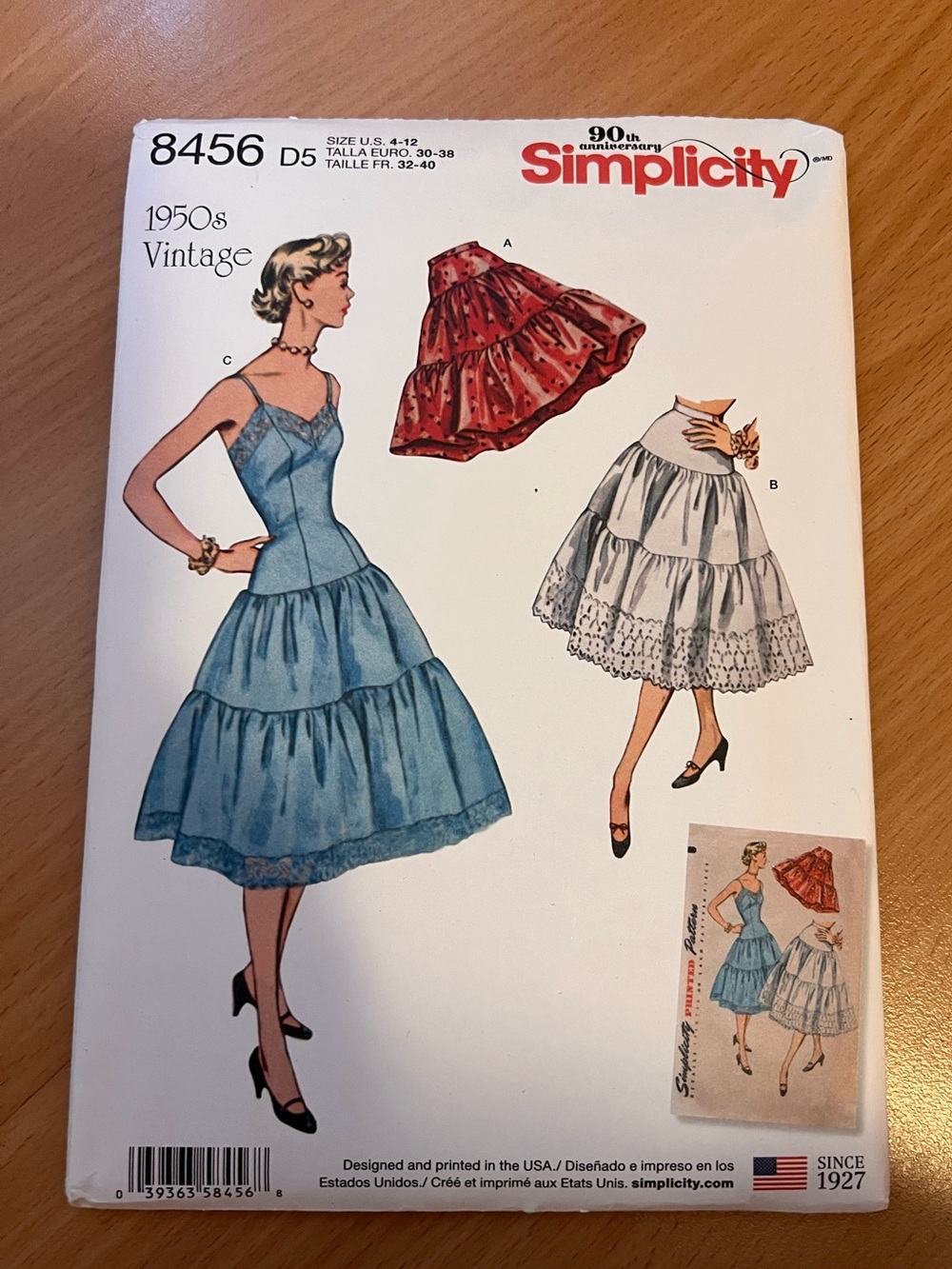 Simplicity 8456 1950s Petticoat Skirt Pattern